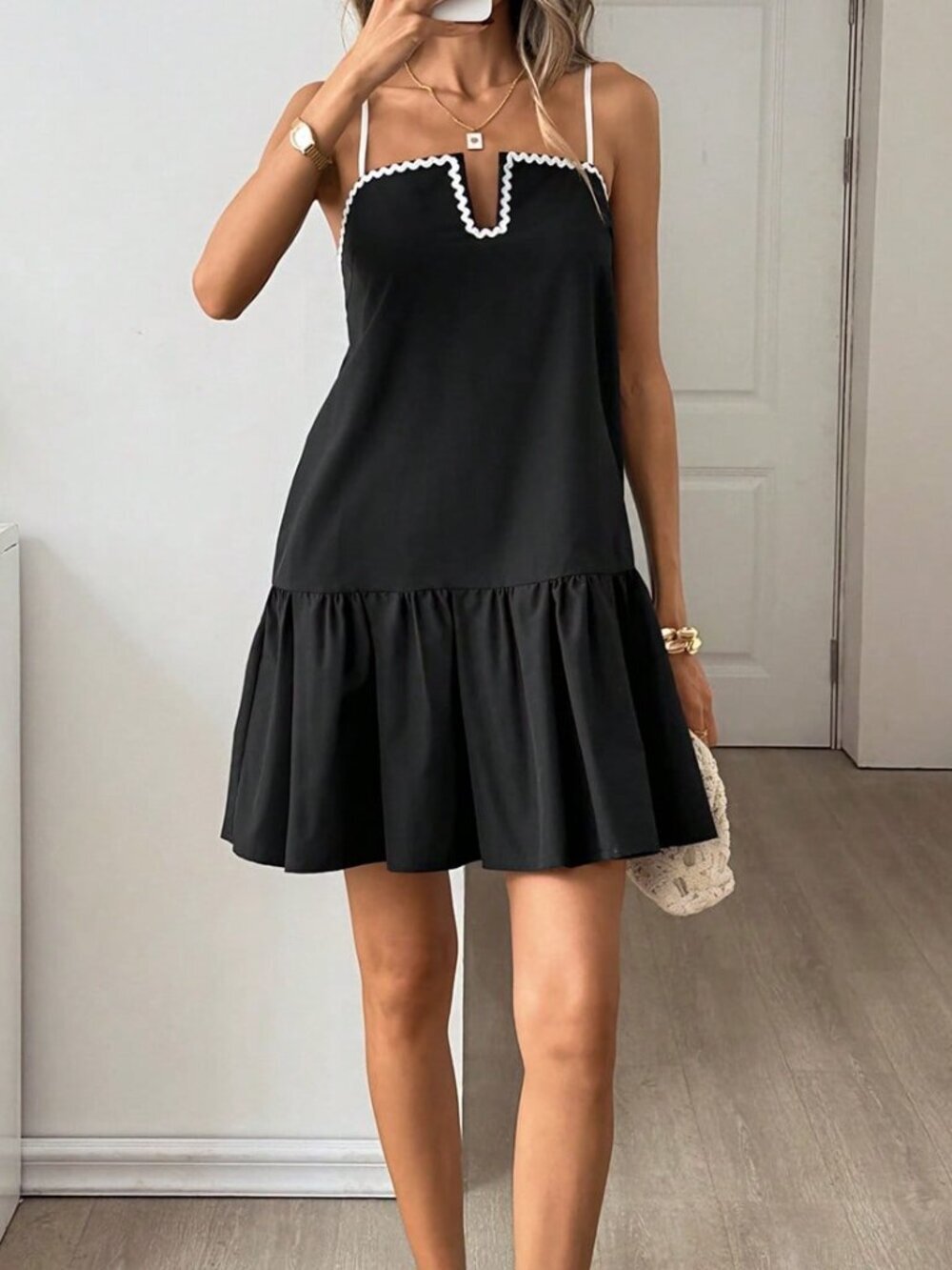 Black Casual Women's Color Block Ruffled Hem A-Line Dress - Picture 5 of 6